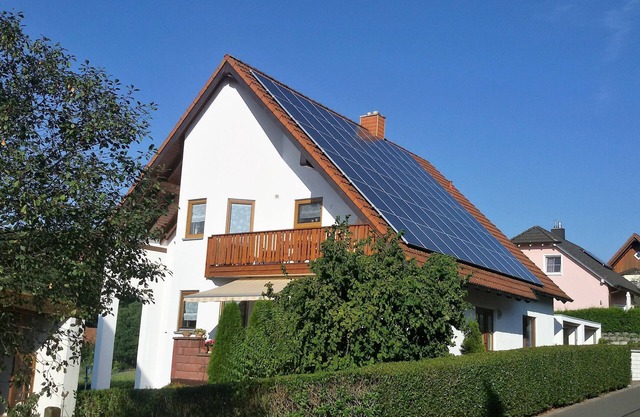 Appartement moderne et lumineux avec balcon, à seulement 10 min. à Bayreuth