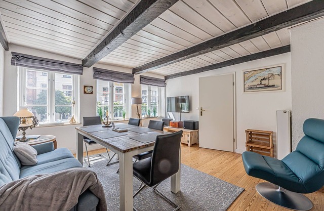 fewo1846 - Dampfer Alexandra / Apartment with 2 bedrooms / balcony in the center