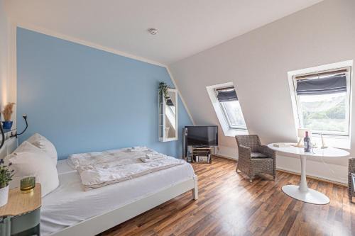 fewo1846 - Strandresidenz Wassersleben AHOI - strandnahes Studioapartment im Dachgeschoss