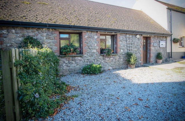 Fferm-Llong Cottage (Ship Farm) - 2 Bedroom -Rhossili
