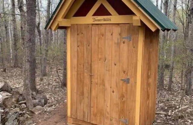 Fiddlehead Farm Yurt