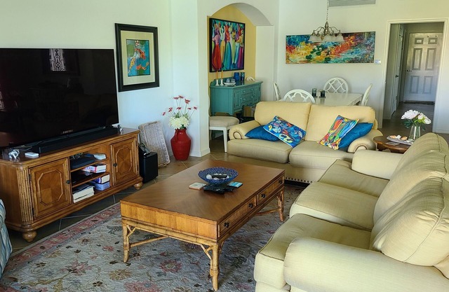Fiddler's Creek Naples FL 3 bedroom coach home fully equipped.
