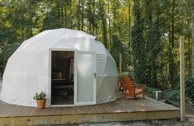 Unit 16 - Charming GeoDome with AC and WiFi in delightful Travelers Rest
