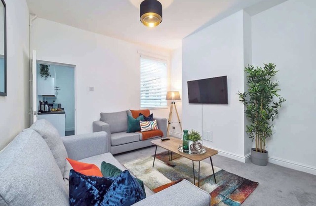 Fielding House | by Truestays ® Serviced Accommodation