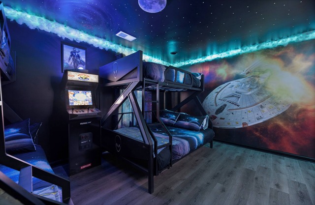 "Final Frontier"- 6 Bedroom Spacious Property w/ Pond, Arcade, Pickleball & more