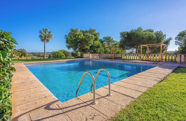 Finca Es Turo de ses Illes avec piscine, Wi-Fi, terrasses et jardin