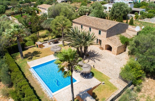 Finca for 6 people, great garden with private pool