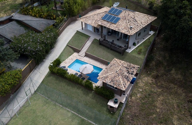Finca avec piscine chauffée dans une communauté fermée
