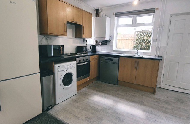 ✪ Find DWELLCOME HOME Ltd ✪ 3 Bed Boldon House