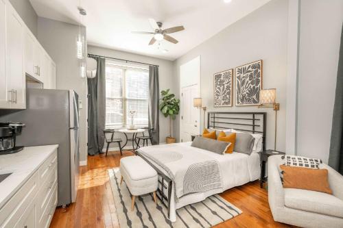 Findlay Market Suite 1 - For 2
