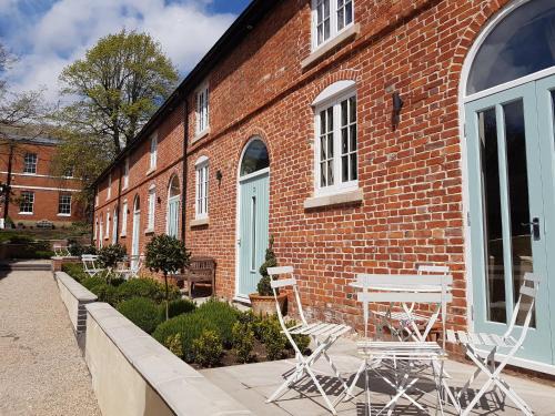 Finest Retreats - No 3 Meynell Mews