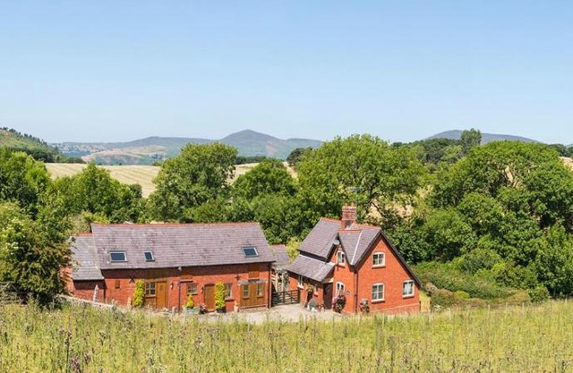 Finest Retreats - 1 Bed Llangollen Cottage - Sleeps 2
