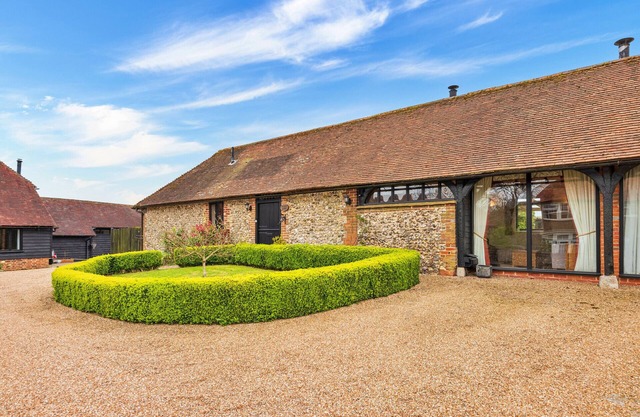 Flint Barn