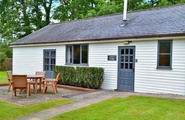 Finest Retreats - Little Dunley - Acorn Cottage