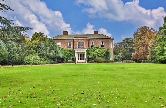 Walcot Hall