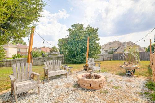 Fire Pit and Playset Spacious Memphis Home!