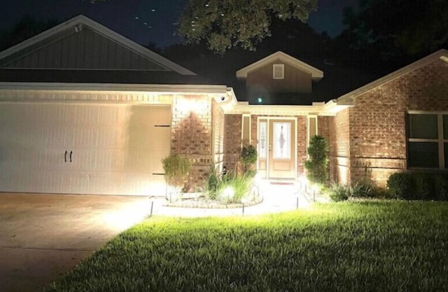FireThaiFusion 2400sqft 4BD Central Quiet location