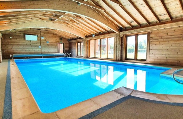 DELUXE Appartement de vacances dans le Dorset avec piscine, pour 4 personnes