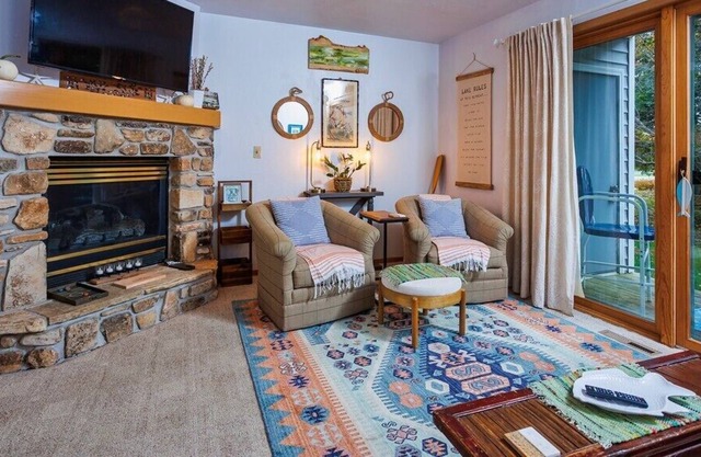 *New Listing!* Fish Creek Hale Condo in Door Cty