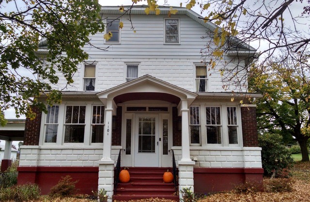 Fish & Pains Bed and Breakfast et Christian Center