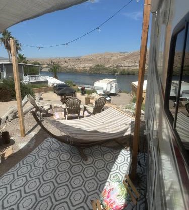 Fisher Paradise Oasis on the River