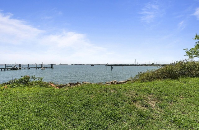 Cabine de Charme au Bord de L'eau