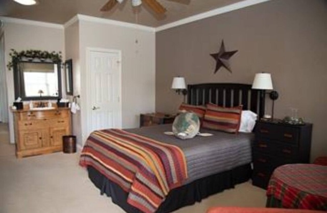 Fisherman's Folly GUESTROOM at Arbor House Inn Inn Bed & Breakfast