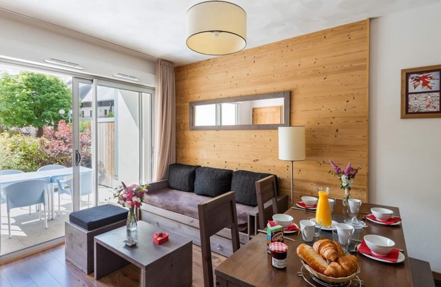 Remise en forme, piscine, sauna, terrasse, balcon, télévision, casier à ski, 65m², Saint Lary Soulan