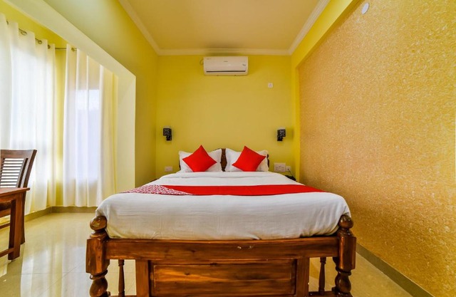 Flagship Amour By The Beach