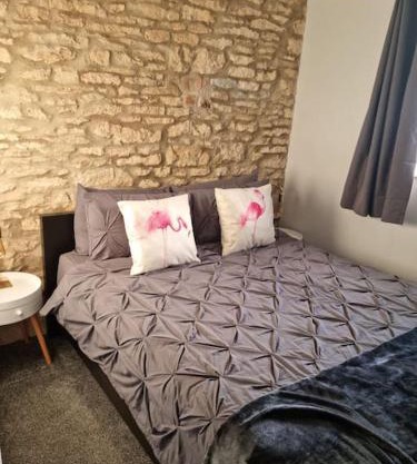 Flamingos Nest Oxford Countryside Apartment Oxford - Bicester Village - Blenheim Palace - WiFi- Free Parking