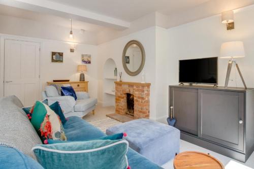 Flat 1 Eversley Cottage