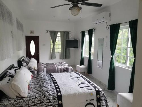 Flat 1 thebreeze2022