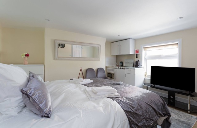Flat 3-de Luxe-Appartement-Douche-Vue sur la cour