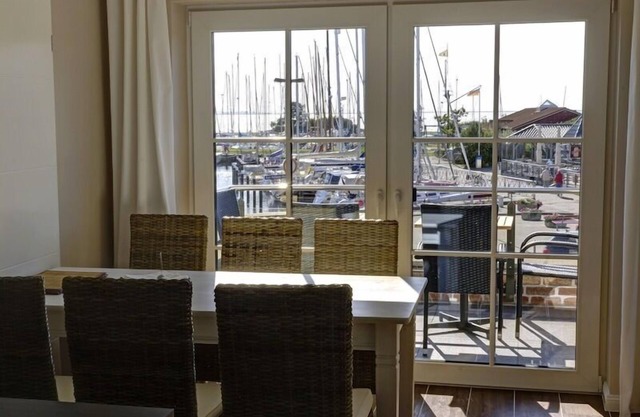Appartement-3-Salle de bain privée séparée-Vue sur la marina