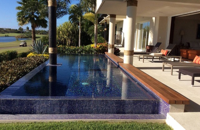 El Encanto 701. Condo de luxe, adhésion au golf Premier, piscine privée et voiturette de golf.
