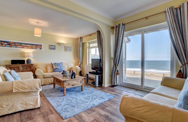 Flat 8 Clifton Court