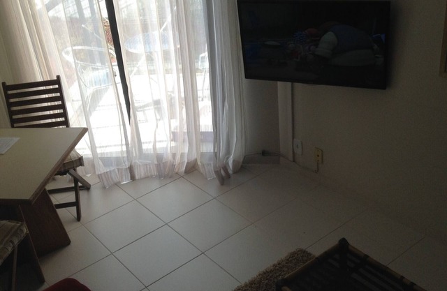 APPARTEMENT / CUISINE EQUIPEE AVEC NETTOYAGE QUOTIDIEN