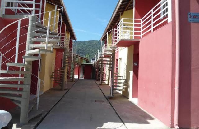 Flat em praia de Maranduba/Ubatuba
