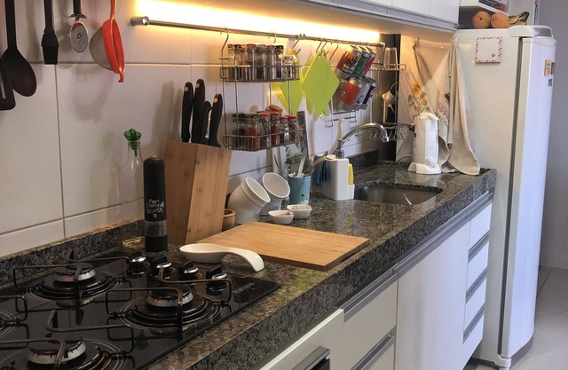 Appartement meublé, confortable, sûr et proche de tout.