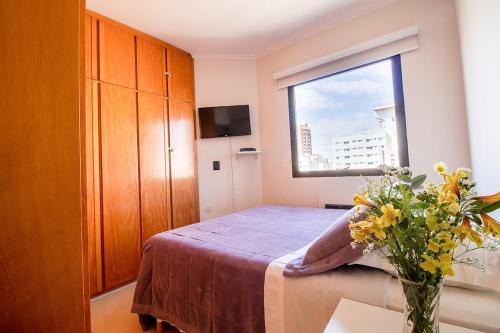 Flat Pinheiros - garagem | 4 Hóspedes - HC | USP