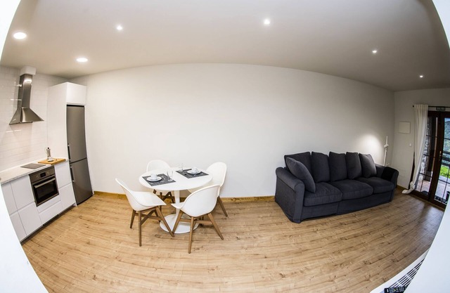 Appartement-Confort-Salle de bain privée séparée-Vue ville