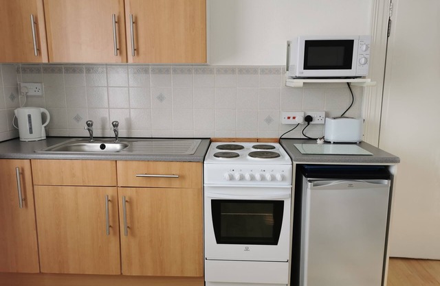 Apartamento-Baño con ducha-Flat 1 - (2 ad & 2 ch)