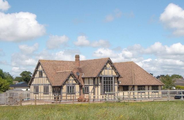 Hall Baronial situé dans 7 acres avec piscine privée chauffée et 6 chambres toutes avec salle de bains
