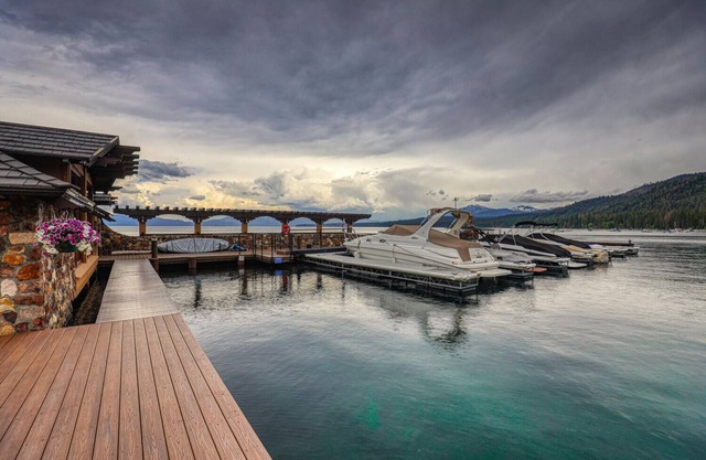 Fleur Du Lac 21 By Tahoe Getaways - Lakefront Monthly Rental with Pool, Tennis, Gym, Boat Slip