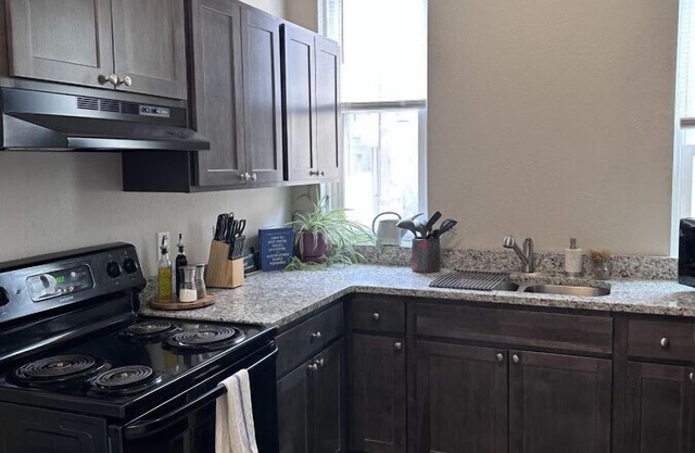 Flexhome Marquette Vintage 1BR MP10