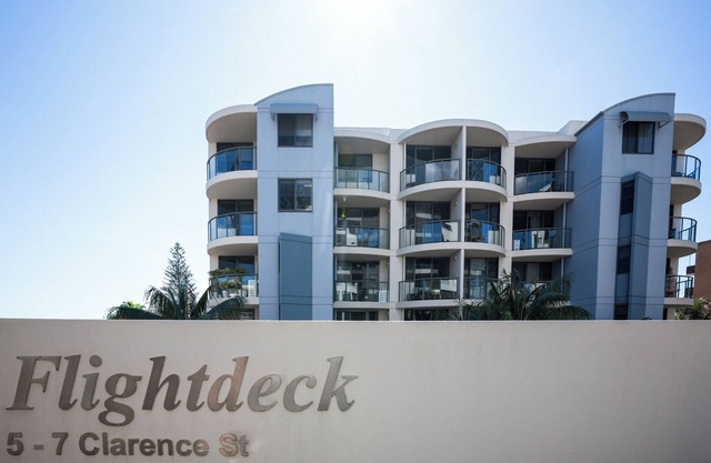 4 Bedroom unit in Town