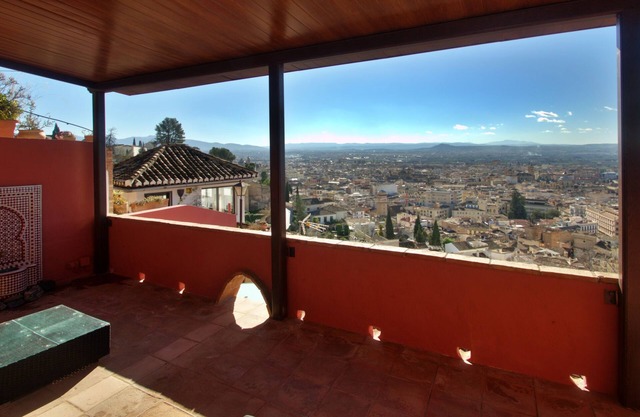 Maison Pierrafeu, 7 personnes, terrasse avec vues panoramiques