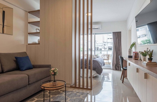 Fliphaus + Moreno 550 'B' Loft with Pool in Plaza de Mayo