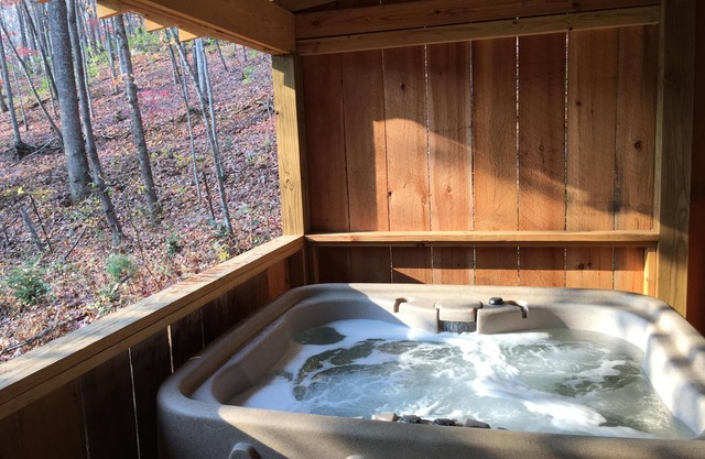 Flirtin autour avec votre chérie! - Spa privatif, Cheminée, Romantique, Vue, WiFi gratuit, Animaux domestiques Frien