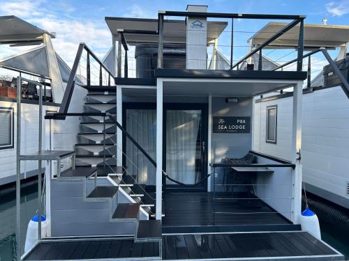Floating House - SEA SUITE